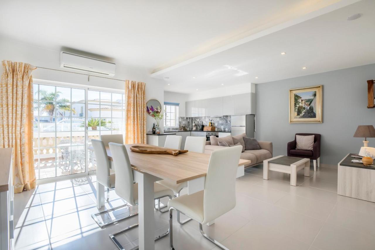 Beautiful Seaview 2 Bedroom Apartment Luz Екстериор снимка